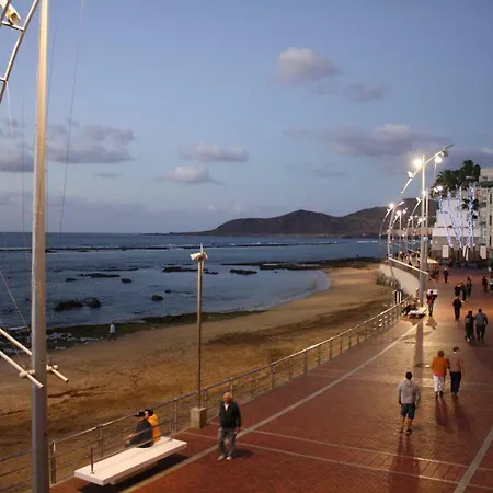 Old Fish * Las Palmas de Gran Canaria